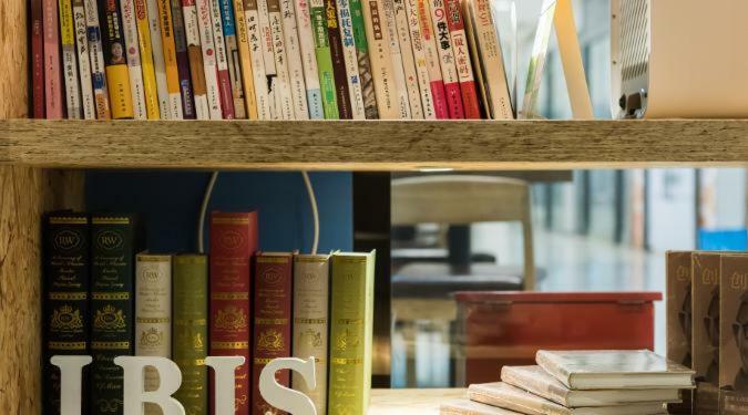 Ibis Urumqi Weixing Square Hotel 외부 사진